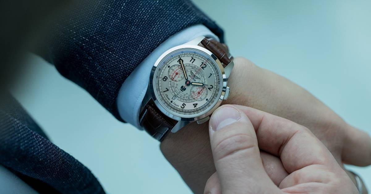 Zegarki Aviator – historia zapisana w rytmie lotu